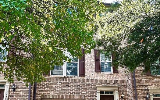 Townhouse for Sale in Charlotte, NC 28203 – 3 Bedrooms, 4 Baths – $749900