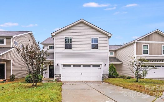 Single Family Home for Sale in Charlotte, NC 28216 – 4 Bedrooms, 3 Baths – $455000