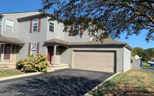 3-Bedroom Apartment for Rent in Columbus, OH 43235 – $2175/mo | 4 Baths | Updated 2025