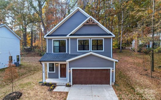 Single Family Home for Sale in Charlotte, NC 28215 – 4 Bedrooms, 3 Baths – $495000