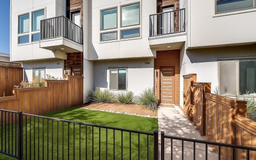 Condo for Sale in Dallas, TX 75204 – 3 Bedrooms, 3 Baths – $519500