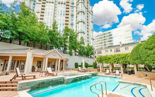 Condo for Sale in Dallas, TX 75219 – 1 Bedroom, 1 Bath – $275000
