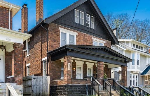 4-Bedroom Townhouse for Rent in Columbus, OH 43205 – $1850/mo | 2 Baths | Updated 2025