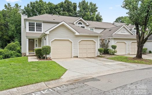 Townhouse for Sale in Charlotte, NC 28270 – 3 Bedrooms, 3 Baths – $295000