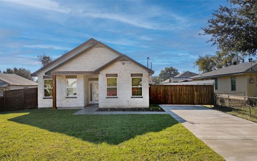 Single Family Home for Sale in Dallas, TX 75241 – 4 Bedrooms, 2 Baths – $359990