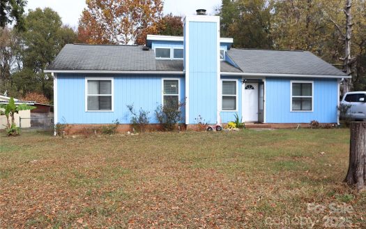 Single Family Home for Sale in Charlotte, NC 28273 – 3 Bedrooms, 2 Baths – $335000