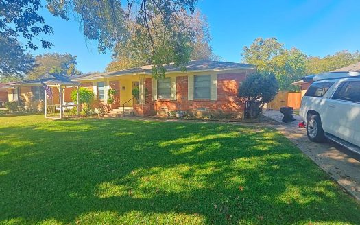 Single Family Home for Sale in Dallas, TX 75229 – 3 Bedrooms, 2 Baths – $298900