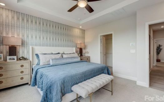 Townhouse for Sale in Charlotte, NC 28262 – 4 Bedrooms, 4 Baths – $462990