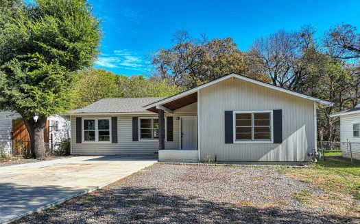 Single Family Home for Sale in Dallas, TX 75216 – 4 Bedrooms, 2 Baths – $255200