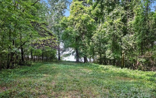 Lot for Sale in Charlotte, NC 28278 – 1 Bedroom, 1 Bath – $357700