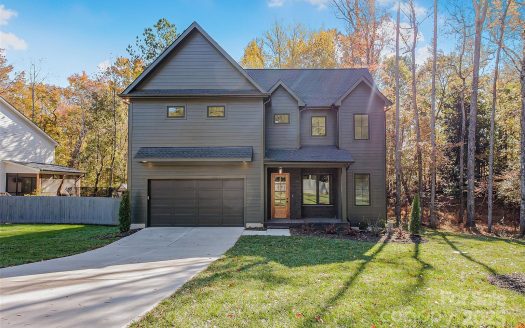 Single Family Home for Sale in Matthews, NC 28105 – 5 Bedrooms, 5 Baths – $1300000
