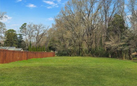 Lot for Sale in Charlotte, NC 28216 – 1 Bedroom, 1 Bath – $180000