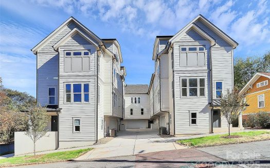 Condo for Sale in Charlotte, NC 28202 – 2 Bedrooms, 3 Baths – $495000