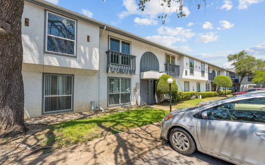 Condo for Sale in Dallas, TX 75230 – 2 Bedrooms, 2 Baths – $156900