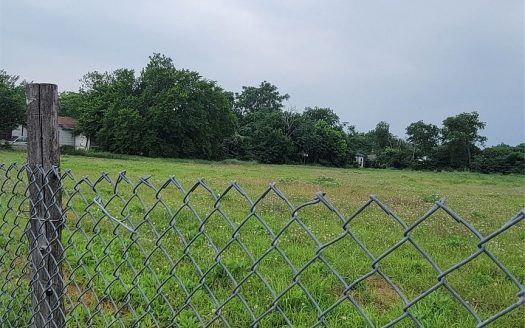 Lot for Sale in Dallas, TX 75210 – 1 Bedroom, 1 Bath – $350000