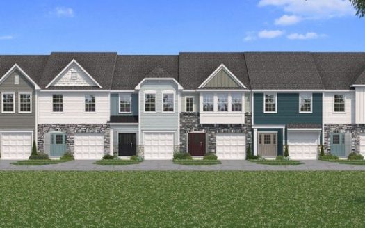 Townhouse for Sale in Charlotte, NC 28269 – 3 Bedrooms, 3 Baths – $354900