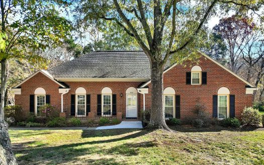 Single Family Home for Sale in Charlotte, NC 28277 – 4 Bedrooms, 2 Baths – $639000