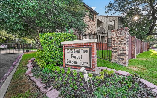 Condo for Sale in Dallas, TX 75248 – 1 Bedroom, 1 Bath – $138000