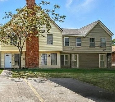 Townhouse for Sale in Dallas, TX 75227 – 2 Bedrooms, 2 Baths – $115000