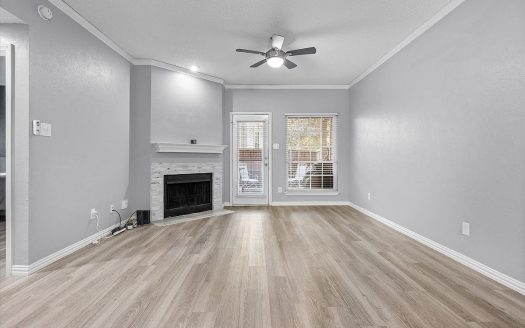 Condo for Sale in Dallas, TX 75214 – 1 Bedroom, 1 Bath – $234000