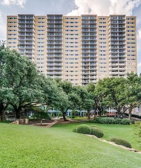 Condo for Sale in Dallas, TX 75219 – 2 Bedrooms, 2 Baths – $299900