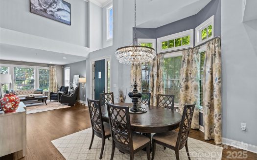 Condo for Sale in Charlotte, NC 28211 – 3 Bedrooms, 3 Baths – $850000