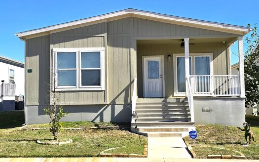 Manufactured for Sale in Euless, TX 76040 – 4 Bedrooms, 2 Baths – $185000