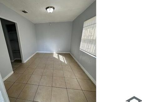 2-Bedroom Townhouse for Rent in Jacksonville, FL 32204 – $1000/mo | 1 Baths | Updated 2025