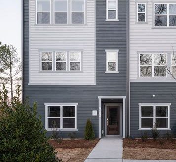 Townhouse for Sale in Charlotte, NC 28205 – 3 Bedrooms, 3 Baths – $481490