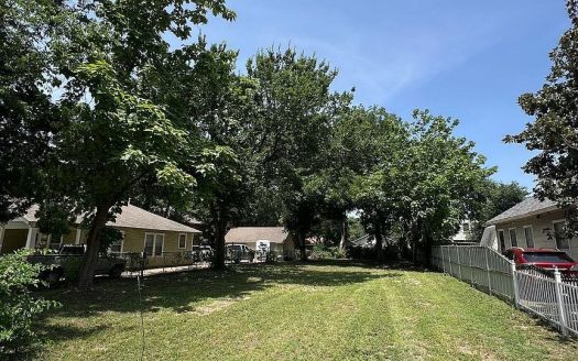 Lot for Sale in Dallas, TX 75223 – 1 Bedroom, 1 Bath – $275000