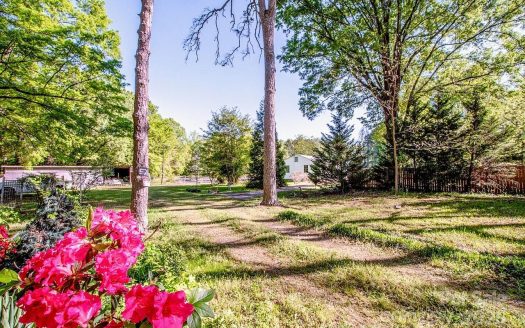 Lot for Sale in Charlotte, NC 28213 – 1 Bedroom, 1 Bath – $650000