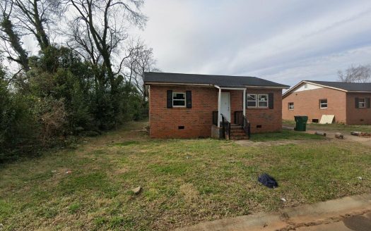Single Family Home for Sale in Charlotte, NC 28216 – 2 Bedrooms, 1 Baths – $215000