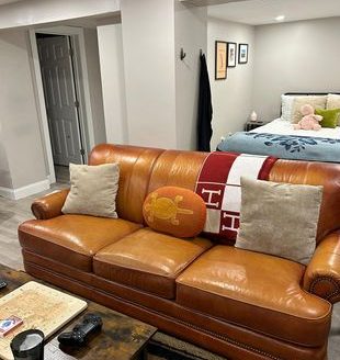 1-Bedroom Apartment for Rent at 96 Thetford Ave #3, In-Unit Laundry