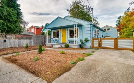 Portland Single-family for Rent with Garage, 2-Bedroom