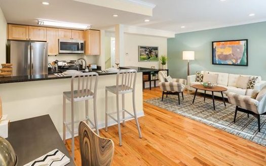 Townhouse for Rent in Chestnut Hill, MA, 100 Sherman Rd