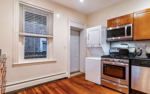Jamaica Plain Rental: 4-Bedroom Single-family with Hardwood Floors