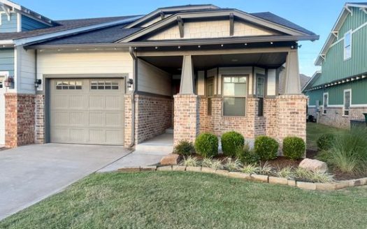 Garage 2-Bedroom Single-family for Rent in Unit A Oklahoma City, OK