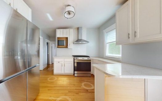 3-Bedroom Single-family for Rent in West Roxbury, MA 02132