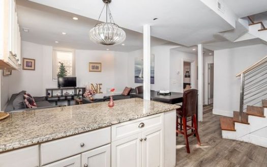Jamaica Plain Rental: 6-Bedroom Townhouse with In-Unit Laundry