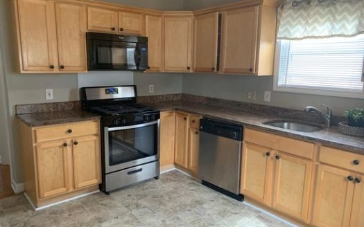 Dorchester 2-Bedroom Apartment for Rent, In-Unit Laundry