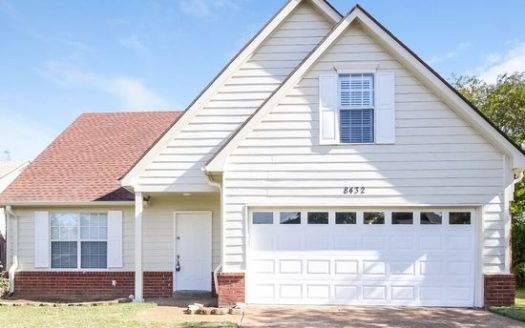 4-Bedroom Single-family for Rent at 8432 Creek Front Dr, Cordova TN #190021