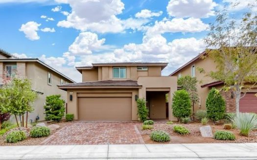 Spring Valley Single-family for Rent with Private Outdoor Space, 3-Bedroom