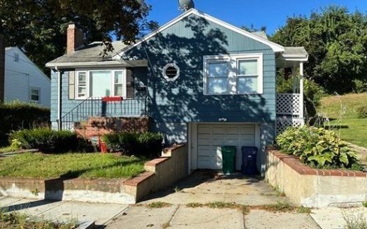 Hardwood Floors Single-family for Rent in Mattapan, 2-Bedroom