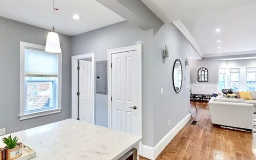 3-Bedroom Single-family for Rent at 7 Lorenzo St, Hardwood Floors