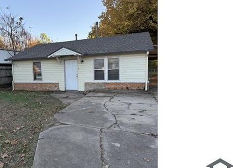 Single-family for Rent in Oklahoma City, OK, 2516 SW 41st St