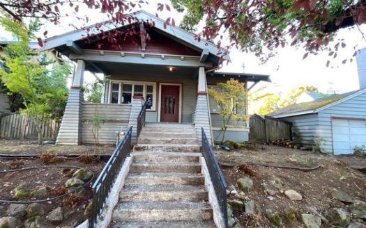 4-Bedroom Single-family in Portland with Garage for Rent