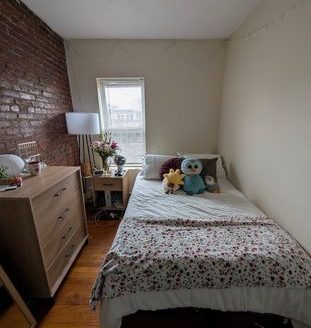 2-Bedroom Apartment for Rent at 896 Huntington Ave APT 7, Hardwood Floors