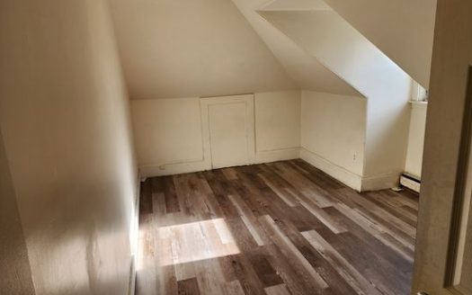 15 Fernboro St FLOOR 3: 2-Bedroom Apartment for Rent in Dorchester