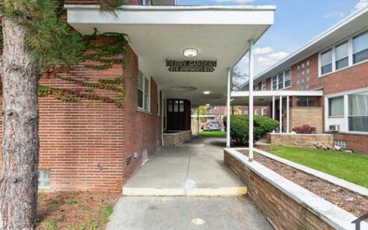 2-Bedroom Apartment for Rent in Highland Park, MI 48203